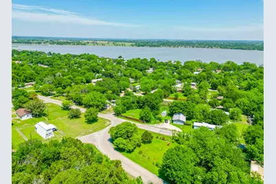 2606 Cypress Street, Granbury, TX 76048 - Photo 4