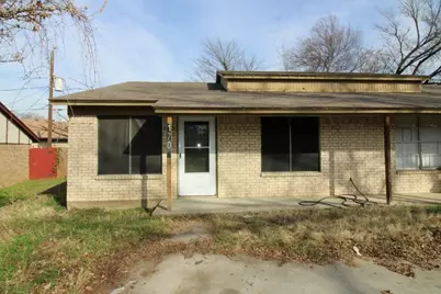 1705 Fitzgerald Court, Arlington, TX 76012 - Photo 1