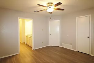 1705 Fitzgerald Ct, Arlington, TX 76012 - Photo 8