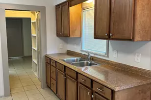 311 Bryan St, Weatherford, TX 76086 - Photo 4