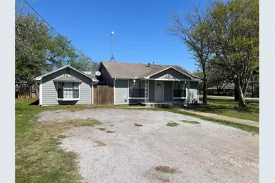 300 W 4th Street, Springtown, TX 76082 - Photo 1