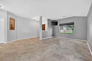 8120 Plateau Dr, Fort Worth, TX 76120 - Photo 4