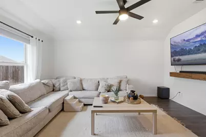 1200 Canterbury Lane, Ennis, TX 75119 - Photo 10