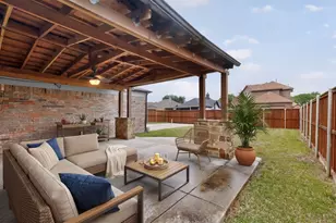 2101 Walden Pl, Mesquite, TX 75181 - Photo 20