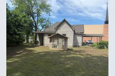 309 W 8th Street, Bonham, TX 75418 - Photo 20