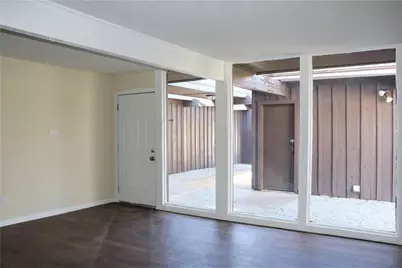 6319 Walraven Circle, Fort Worth, TX 76133 - Photo 6
