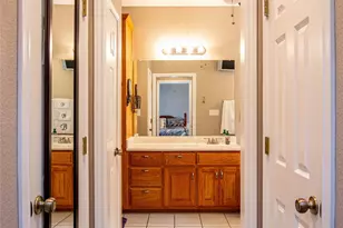 6400 Avon Dr, Waco, TX 76708 - Photo 10