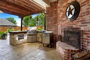 9009 Thornway Dr, North Richland Hills, TX 76182 - Photo 12