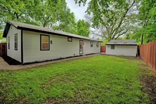 103 Phillips St, Saint Jo, TX 76265 - Photo 22