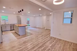 103 Phillips St, Saint Jo, TX 76265 - Photo 6