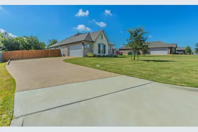 233 Fox Run Lane, Robinson, TX 76706 - Photo 22