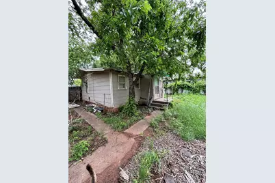 1918 N 6th Street #R, Wichita Falls, TX 76301 - Photo 12
