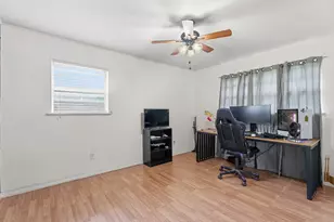 107 Sequoia Dr, Palestine, TX 75803 - Photo 14