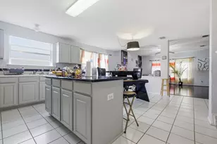 1089 Cove Hollow Dr, Cedar Hill, TX 75104 - Photo 10
