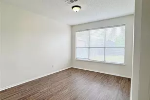 835 Rockett Ln, Cedar Hill, TX 75104 - Photo 6