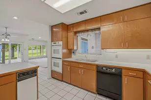 5131 Wedgefield Rd, Granbury, TX 76049 - Photo 16