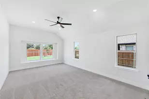 561 Red Maple Rd, Waxahachie, TX 75165 - Photo 24