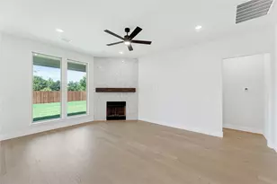 561 Red Maple Rd, Waxahachie, TX 75165 - Photo 14