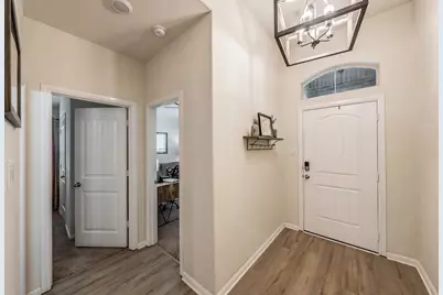 633 Buzzard Lake Trail, Fort Worth, TX 76120 - Photo 4
