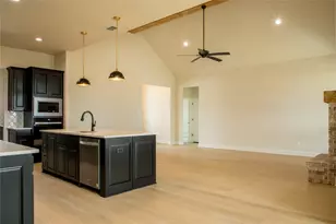 201 Belmont Dr, Willow Park, TX 76087 - Photo 8