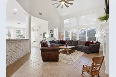 2632 Lakebend Drive, Grand Prairie, TX 75054 - Photo 10