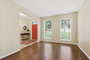 4404 Durham Ct, Grand Prairie, TX 75052 - Photo 6