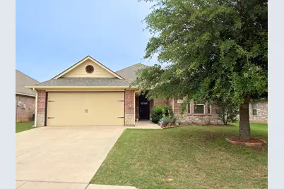 109 Donna Circle, Granbury, TX 76049 - Photo 1