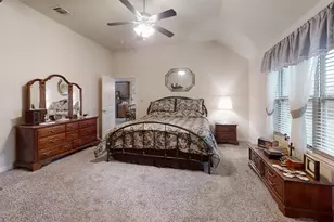 109 Donna Cir, Granbury, TX 76049 - Photo 10
