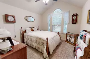 109 Donna Cir, Granbury, TX 76049 - Photo 14