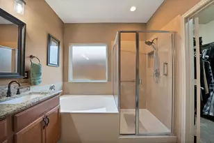 7064 Seton Hall Dr, Fort Worth, TX 76120 - Photo 20
