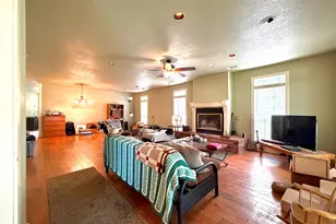 110 Buena Vista St, Mabank, TX 75156 - Photo 6