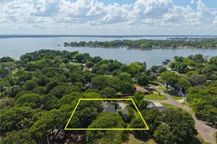 110 Buena Vista St, Mabank, TX 75156 - Photo 4