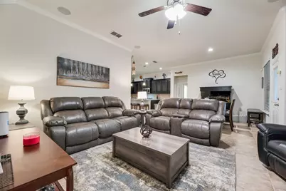 8116 Glenn Day Drive, Arlington, TX 76002 - Photo 12