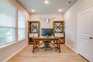1303 Hickory Ct, Weatherford, TX 76086 - Photo 4