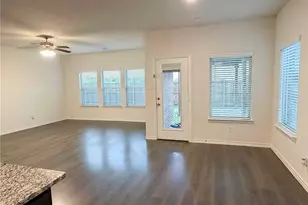 929 Philadelphia St, Fate, TX 75189 - Photo 6