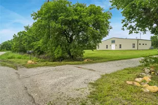 11110 Old Stoney Rd, Ponder, TX 76259 - Photo 30