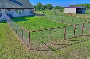 433 Fruitland Rd, Bowie, TX 76230 - Photo 32