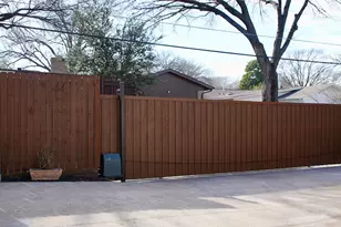 9920 Greenfield Dr, Dallas, TX 75238 - Photo 36