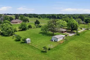 185 Owens Rd, Bells, TX 75414 - Photo 34