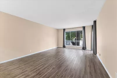 4859 Cedar Springs Road #241, Dallas, TX 75219 - Photo 4