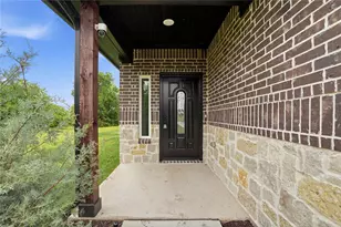 420 E Ball St, Tom Bean, TX 75491 - Photo 6