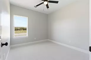 420 E Ball St, Tom Bean, TX 75491 - Photo 20