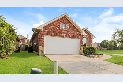 15910 Crosslake Court, Prosper, TX 75078 - Photo 2