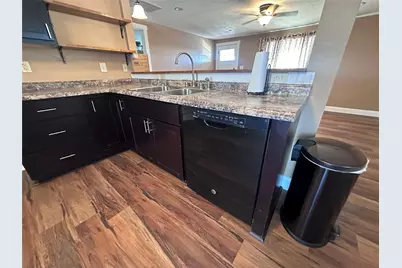 9045 Fm 121, Van Alstyne, TX 75495 - Photo 12