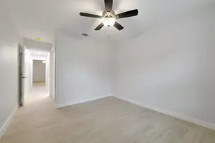 2717 Meadow Green, Bedford, TX 76021 - Photo 20