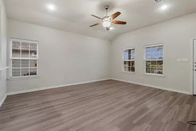 731 W Morton Street, Denison, TX 75020 - Photo 2