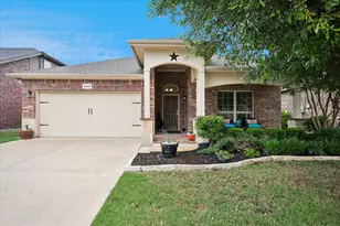 4928 Lazy Oaks St, Fort Worth, TX 76244 - Photo 2