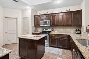 4928 Lazy Oaks St, Fort Worth, TX 76244 - Photo 12
