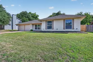3420 Denbury Dr, Fort Worth, TX 76133 - Photo 2