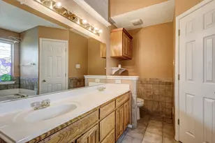 7708 Chandler Ct, North Richland Hills, TX 76182 - Photo 16